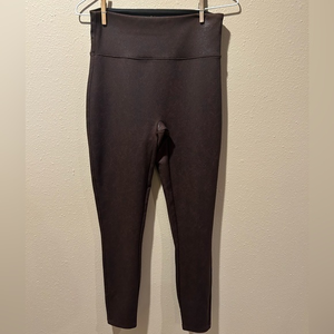 Red Hot Label/Assets by Spanx‎ Leggings